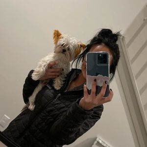 Meet your Posher, Em